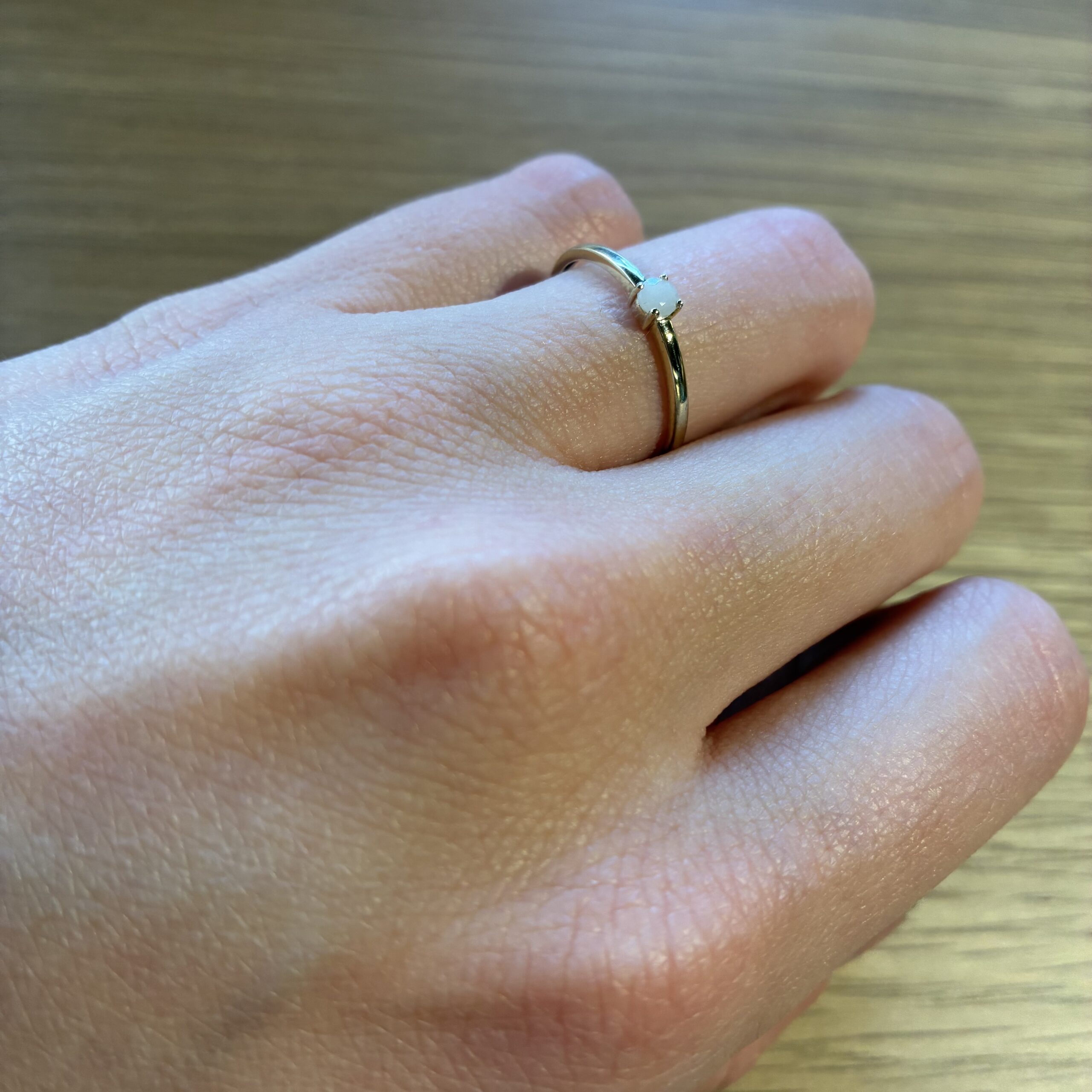 Moedermelk - Ring - ronde edelsteen - 14 karaat goud - Afbeelding 2